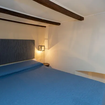 33 By Solutions Apartament